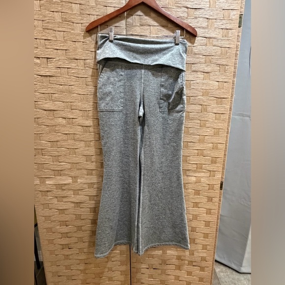 aerie Pants - OFFLINE by Aerie The Hugger High Waisted Foldover Flare Leggings Size L